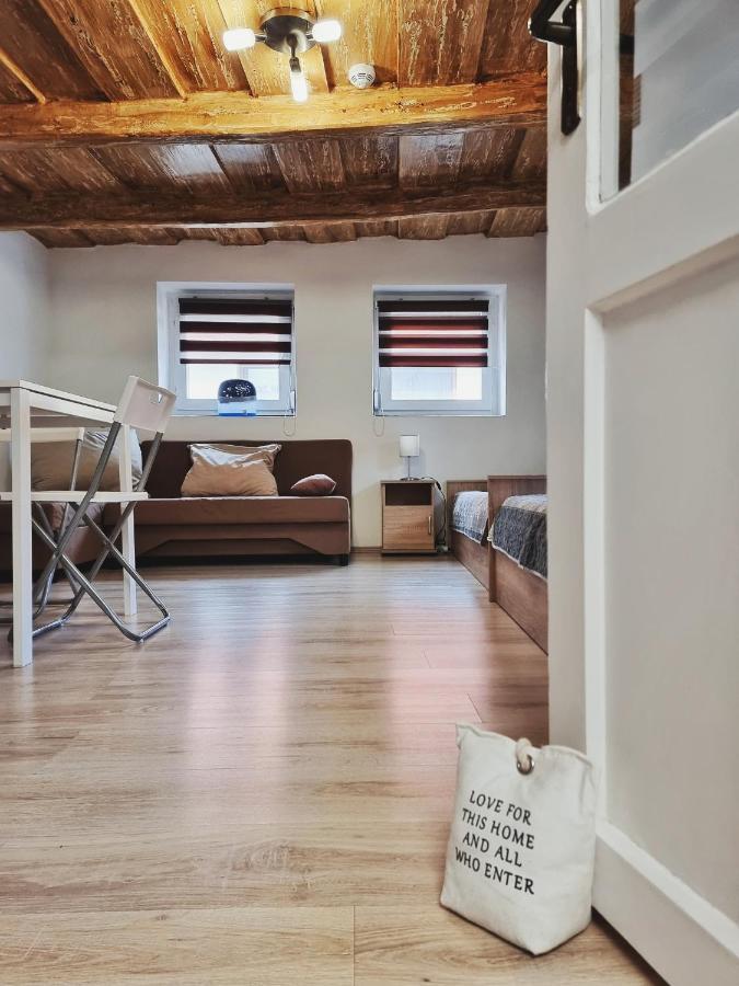 GyöngyösGyongy Apartmanhazak公寓 外观 照片