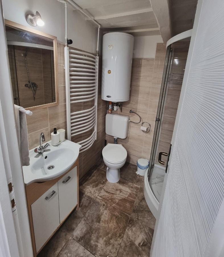 GyöngyösGyongy Apartmanhazak公寓 外观 照片