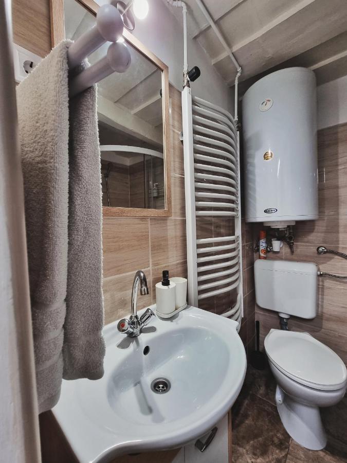 GyöngyösGyongy Apartmanhazak公寓 外观 照片