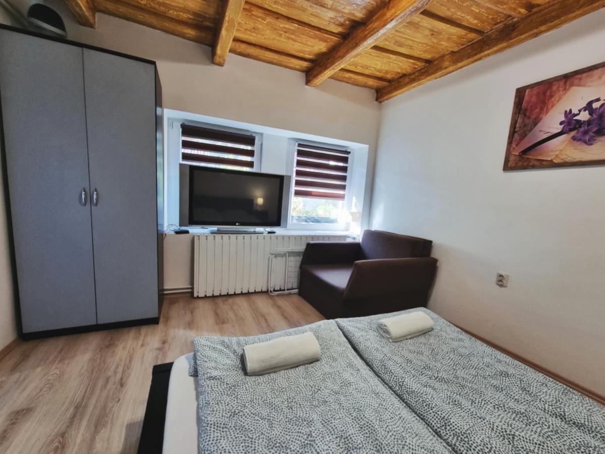 GyöngyösGyongy Apartmanhazak公寓 外观 照片